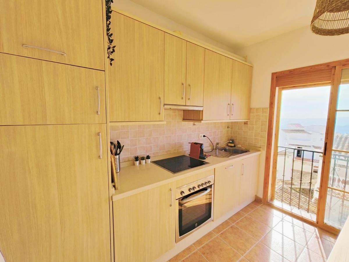 Modern, Bright And Comfortable Apartment With Shared Roof Terrace Canillas de Aceituno Luaran gambar